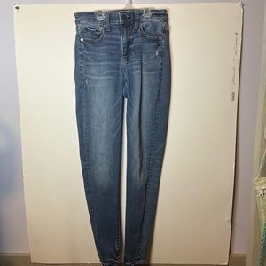 American Eagle blue jeans (size 2).